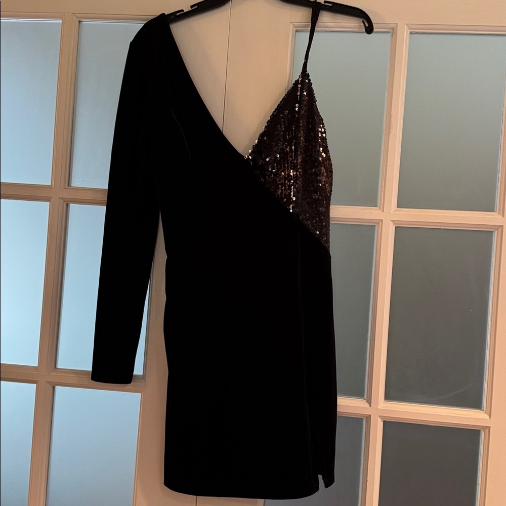 Black Sequin One-Shoulder Dress